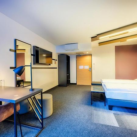B&B Hotel Muenchen-Hbf Exteriör bild