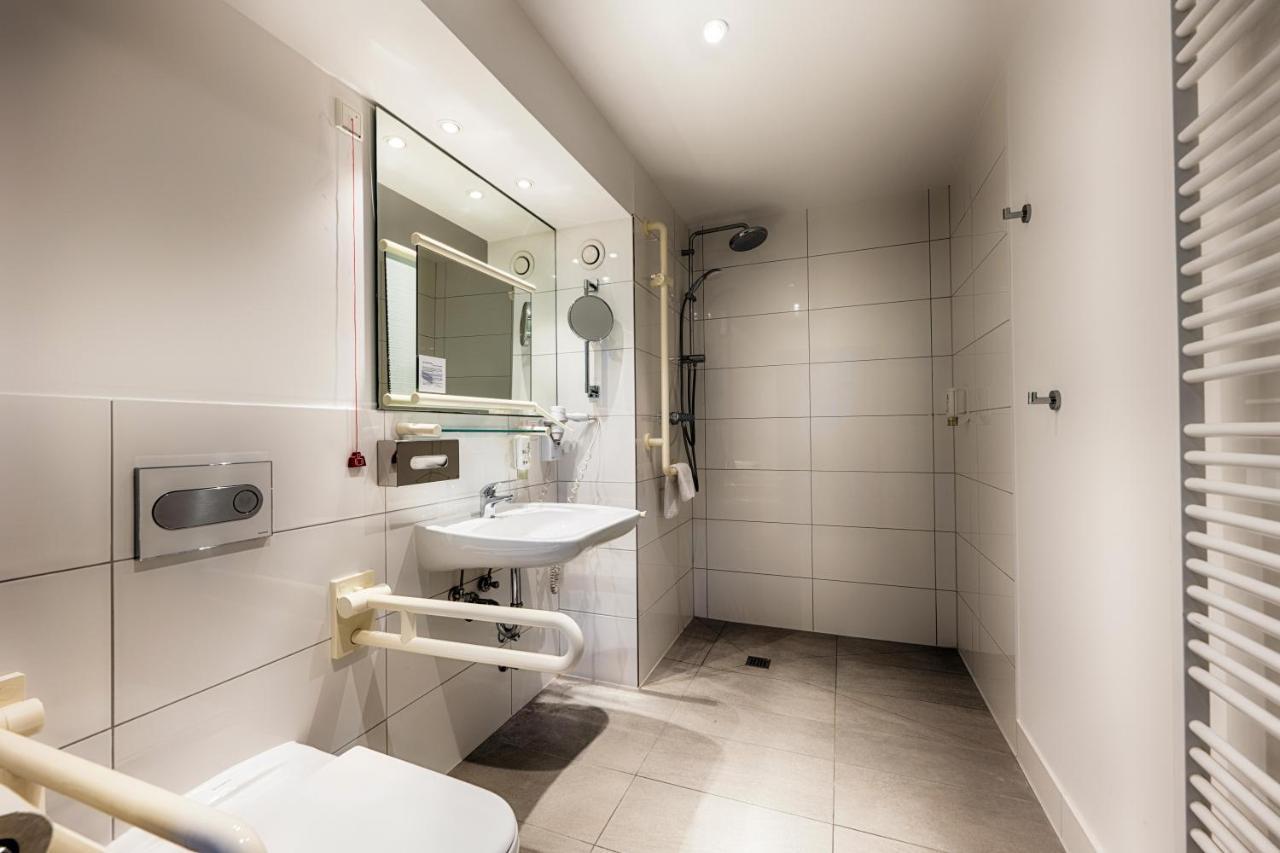 B&B Hotel Muenchen-Hbf Exteriör bild