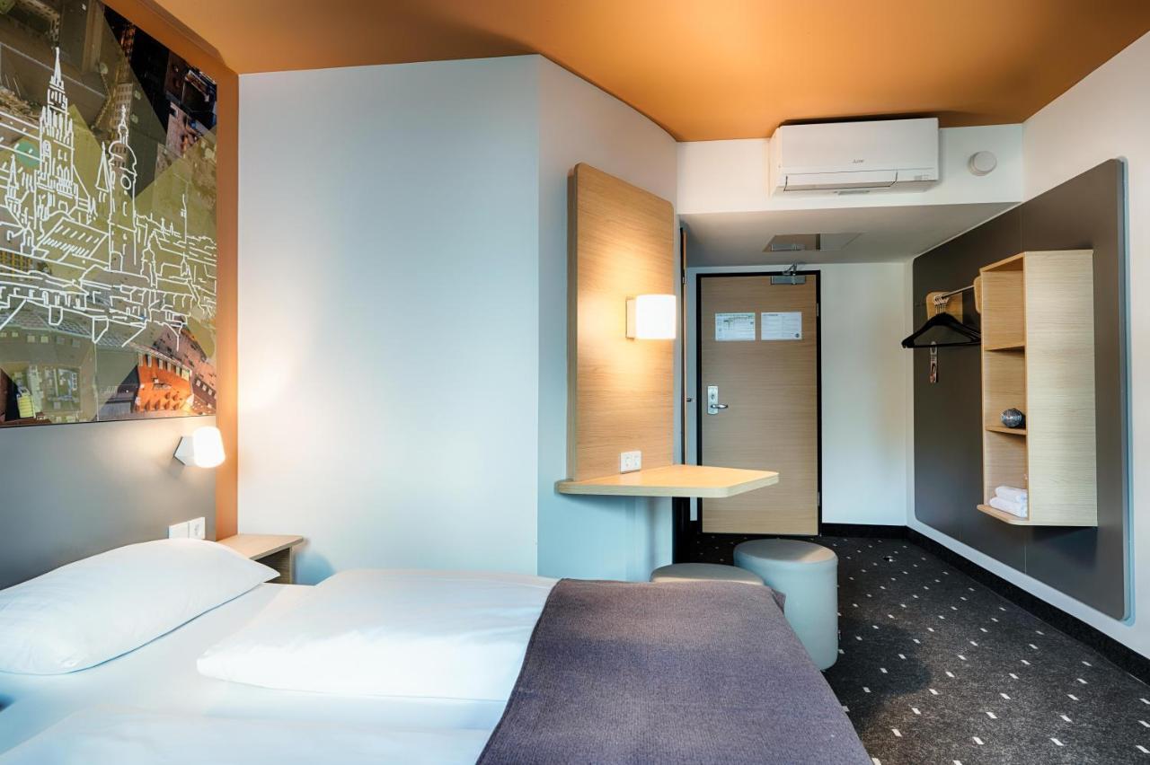 B&B Hotel Muenchen-Hbf Exteriör bild
